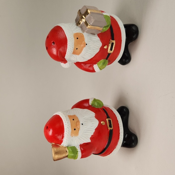 Ceramic Santas Salt & Pepper Set, In Orig Presentation/Storage box - Picture 7 of 12
